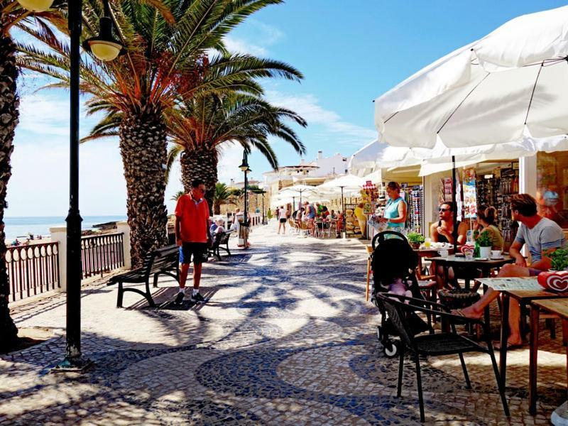 Chiquita Place, Luz المظهر الخارجي الصورة